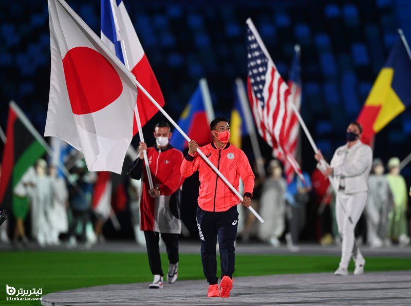 پرچم دارن در اختتامیه المپیک