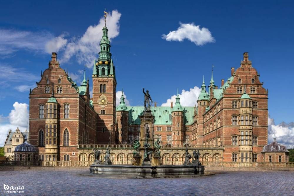 نمای بیرونی قلعه فردریکسبورگ در کپنهاگ
