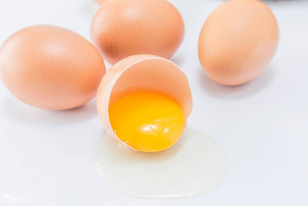 تخم مرغ، نشاسته ذرت و شکر