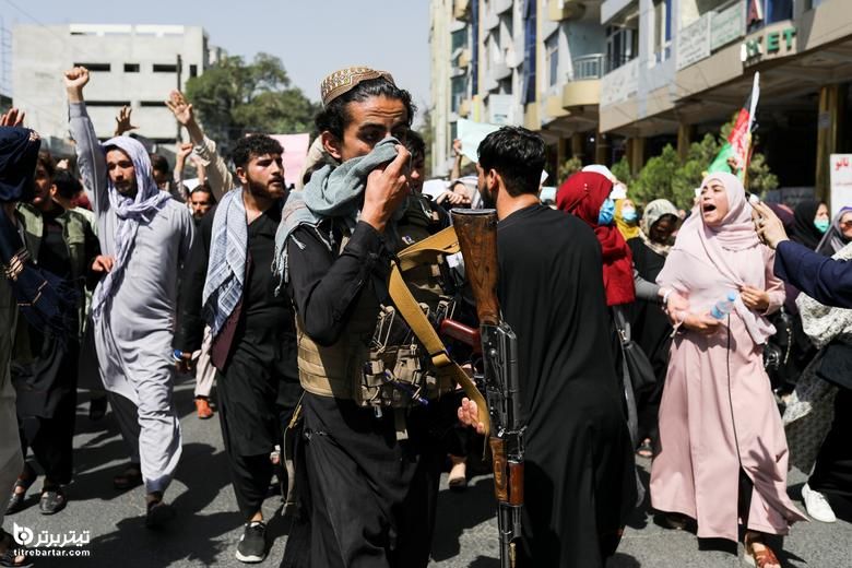  شلیک طالبان در هوا برای پراکنده سازی معترضین در کابل
