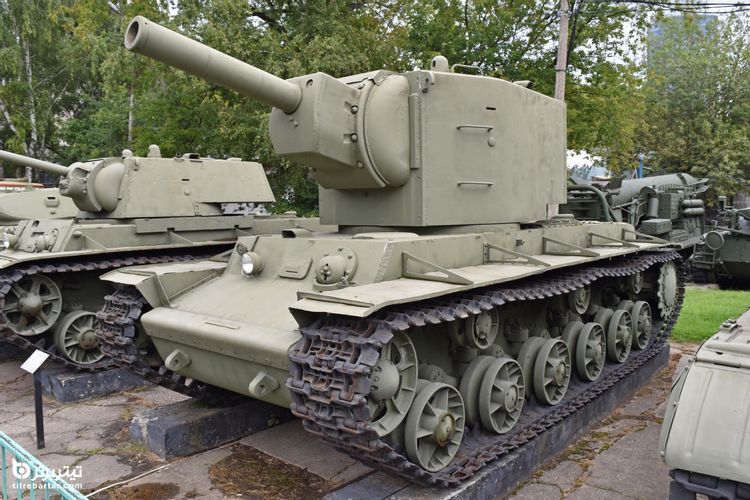 تانک Kliment Voroshilov KV-2