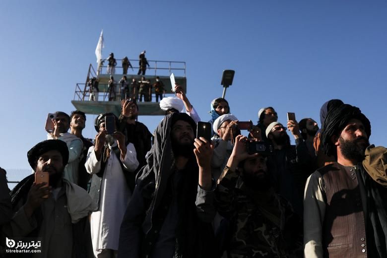 مراسم برافراشتن پرچم طالبان در کابل