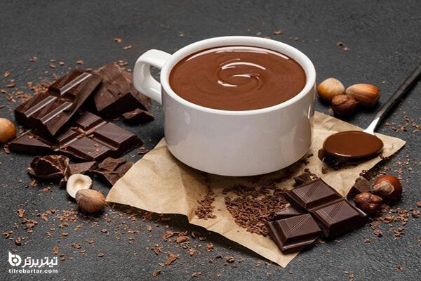 مواد لازم در طرز تهیه هات چاکلت برای 4 نفر