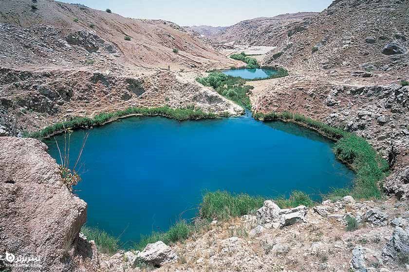 دریاچه دوقلوی گاوسیاه