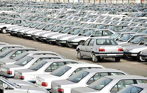 لایی کشی قیمت خودرو در پی کاهش تولید خودروسازان