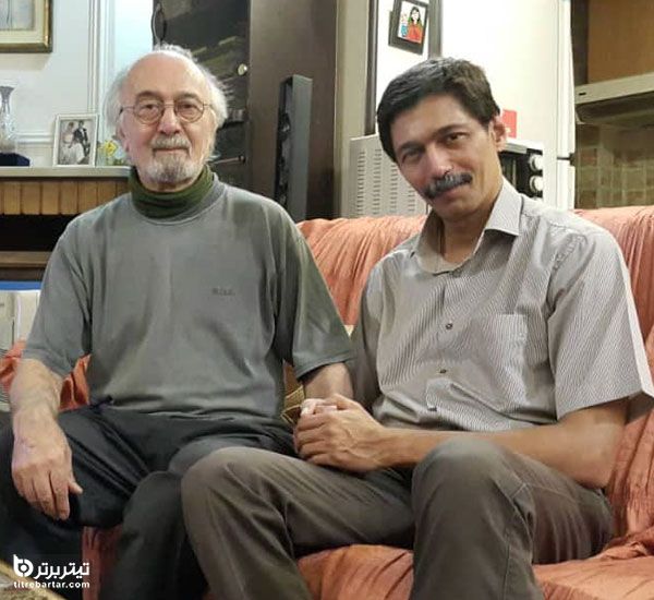 پرویز پورحسینی در کنار پسرش پورنگ