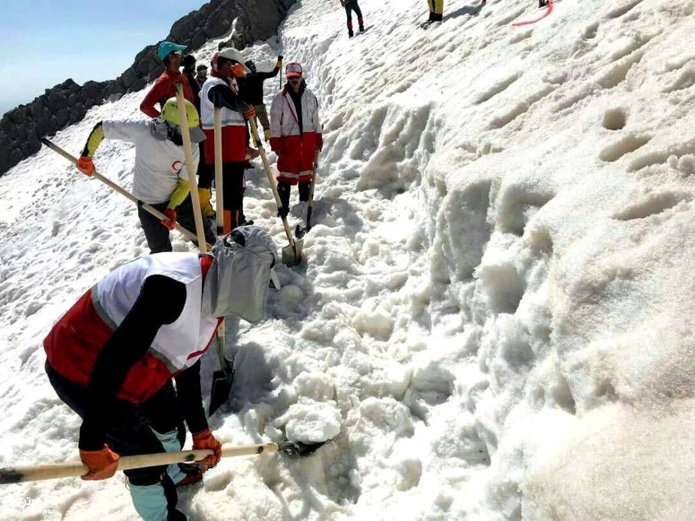 چند کوهنورد در ارتفاعات برفی تهران مفقود شدند؟