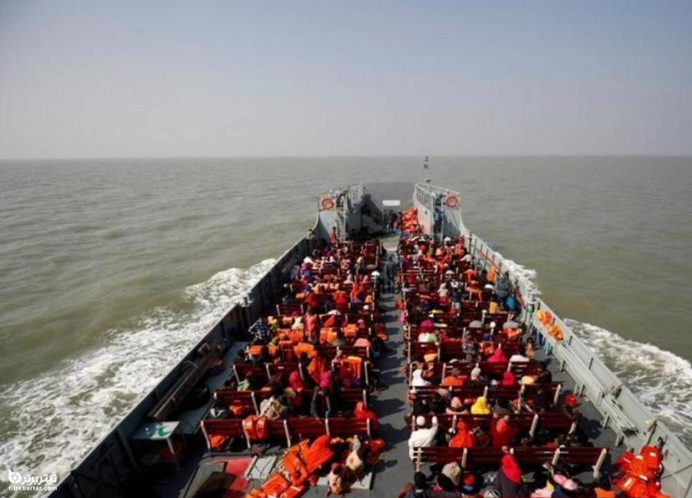  انتقال مسلمانان روهینگیا به جزیره مرگ با کشتی بدلیل طوفان 