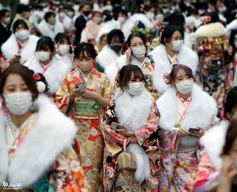 دختران ژاپنی در جشن رسیدن به سن قانونی 