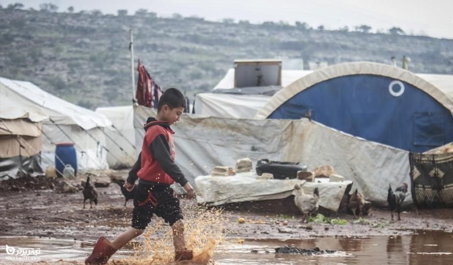 آبگرفتگی چادر‌های پناهجویان ادلب سوریه پس از بارش شدید باران