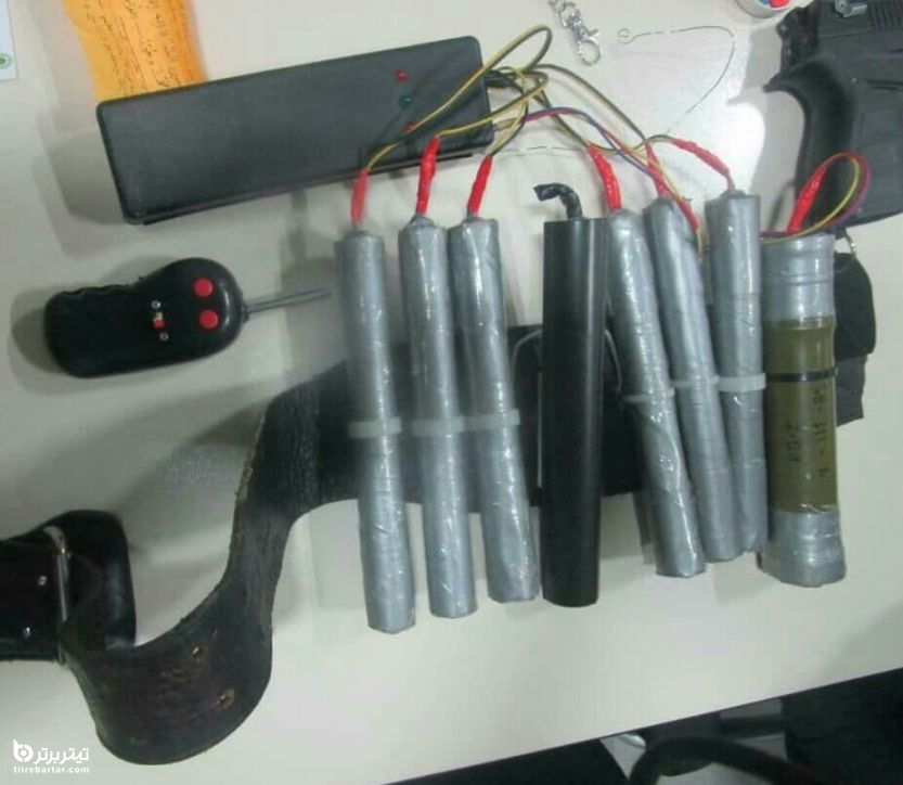 تجهیزات انفجاری کشف شده از تروریست عوارضی تهران ـ قم 
