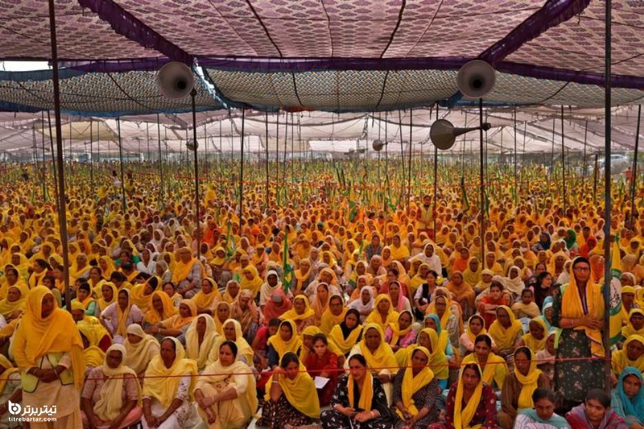 اعتراض کشاورزان زن هندی به قوانین مزرعه به مناسبت روز جهانی زن 
