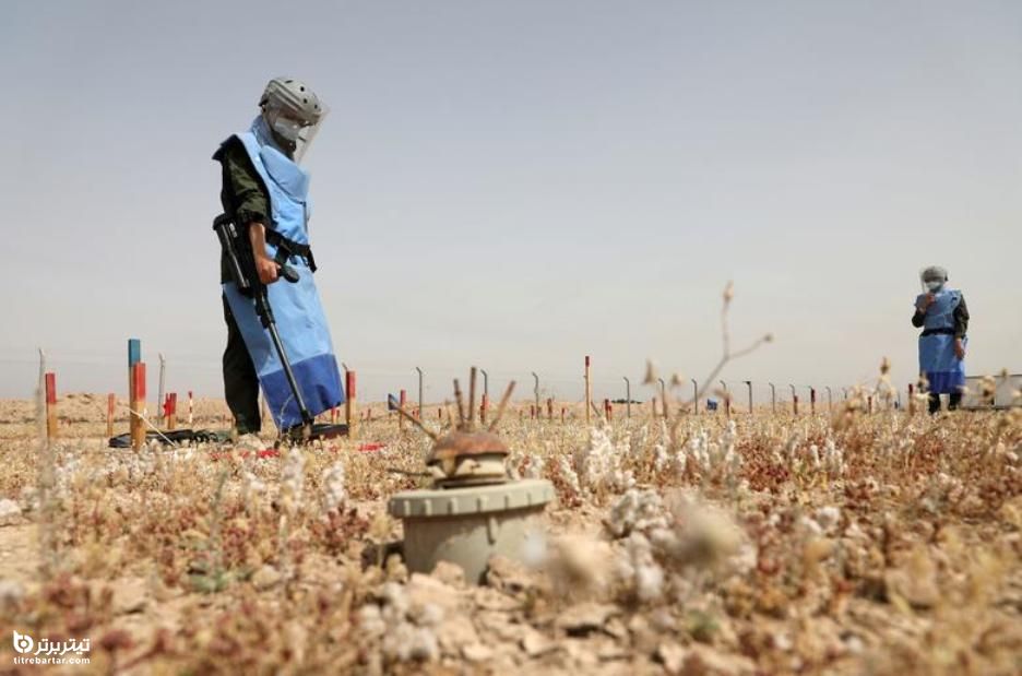 پاکسازی مین در بصره توسط زنان عراقی