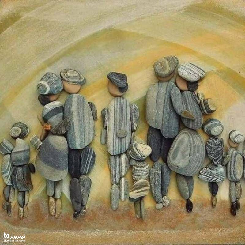 نقاشی سنگی با محوریت خانواده - اثر: Erzsébet Szilajka  