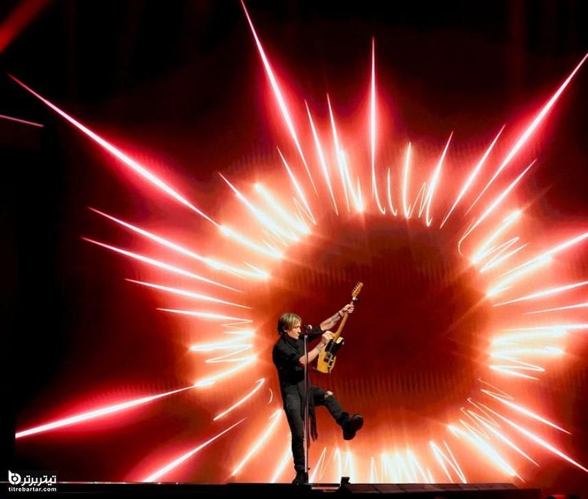 اجرای برنامه کیت اوربان در 56 امین دوره جوایز موسیقی آکادمی موسیقی کشور در نشویل تنسی