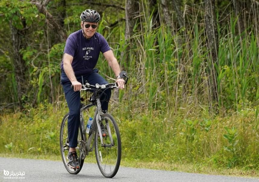 دوچرخه سواری جو بایدن رئیس جمهور ایالات متحده در پارک ایالت کیپ هنلوپن