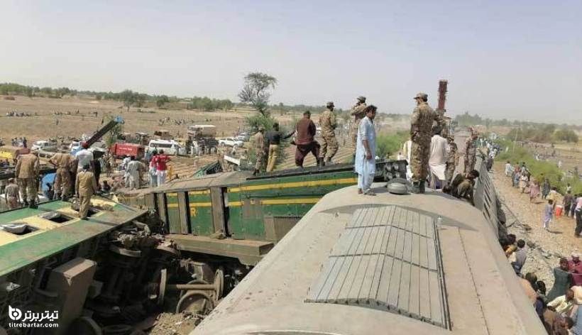 تصاویری از تصادف مرگبار دو قطار مسافربری در پاکستان با 38 کشته