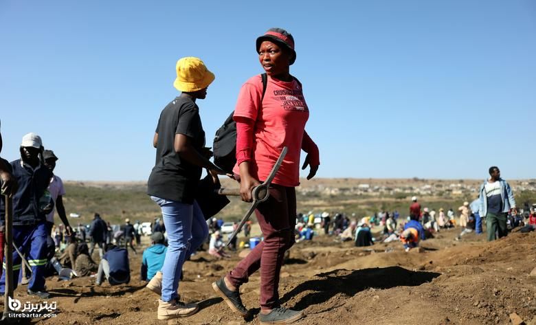 هجوم بیش از هزار شکارچی الماس با انتشار خبر کشف سنگ قیمتی در یکی از روستا‌های آفریقای جنوبی 