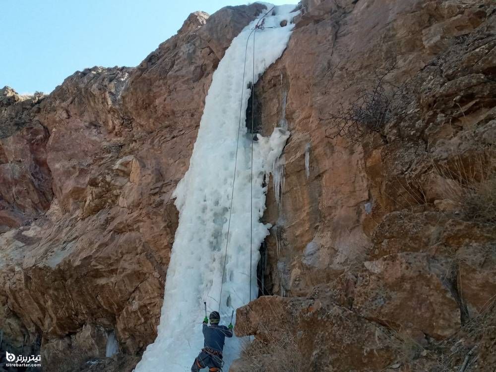 تصاویر آبشار یخ زده اسکندر تبریز 