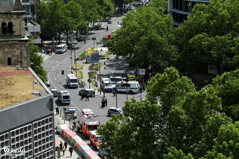 تصاویر تصادف در خیابان خرید آلمان با یک نفر کشته