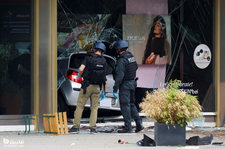تصاویر تصادف در خیابان خرید آلمان با یک نفر کشته
