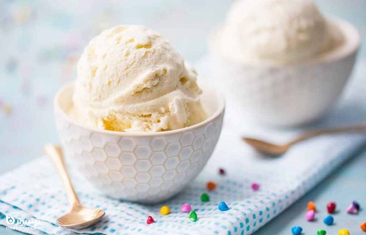 بستنی ساده وانیلی