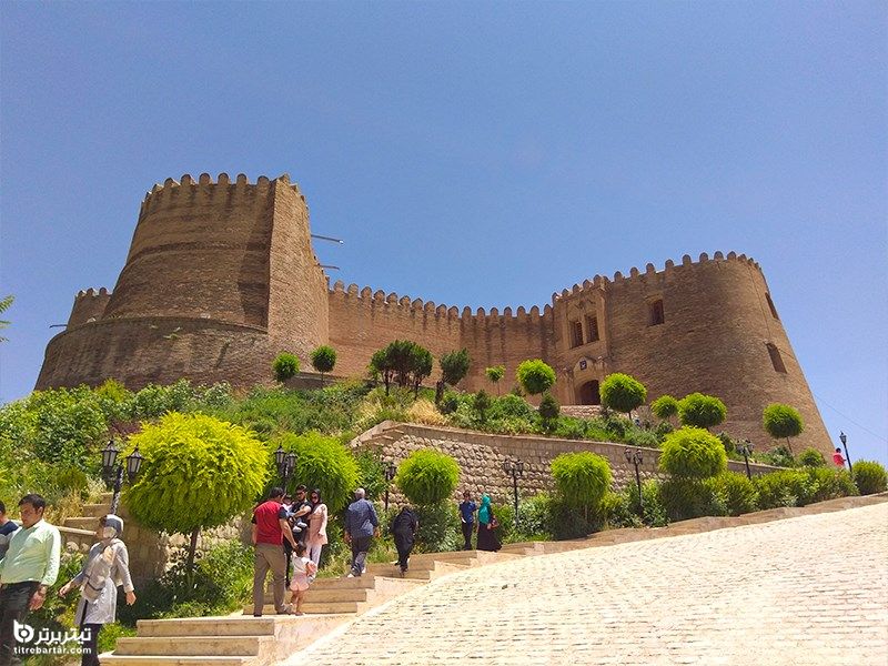 قلعه فلک‌الافلاک، خرم آباد