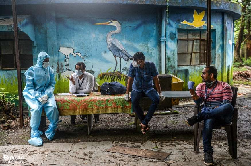 رعایت فاصله گذاری اجتماعی در بمبئی