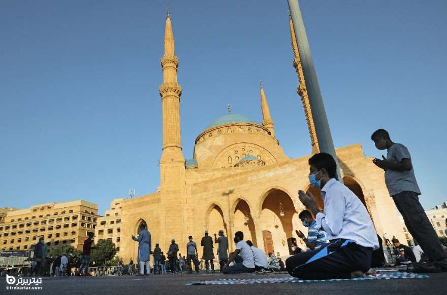 نمازگزاران مسلمان در روز عید قربان، مسجد محمد العین در بیروت لبنان
