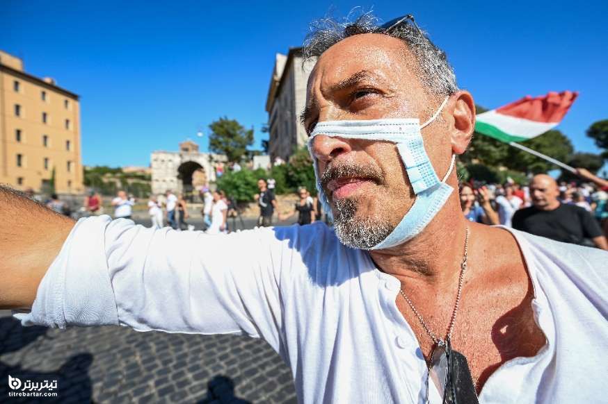 ایتالیایی ها علیه اجبار پوشیدن ماسک راهپیمایی می کنند