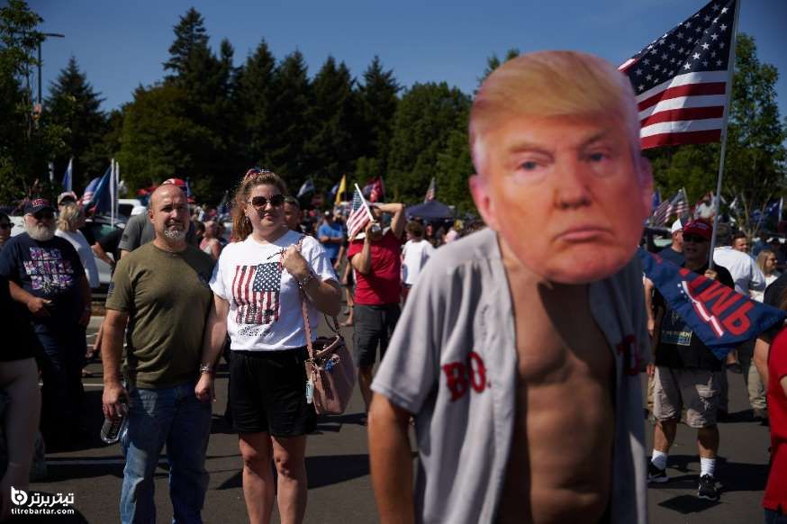 حامیان دونالد ترامپ رئیس جمهور آمریکا در یک راهپیمایی