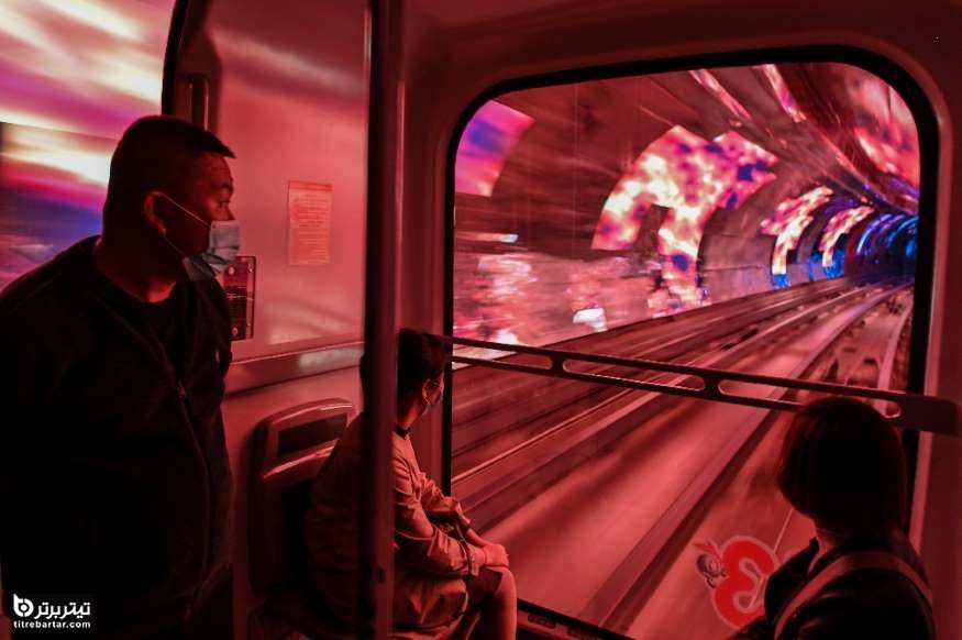 رعایت اصول بهداشتی در مترو شانگهای 