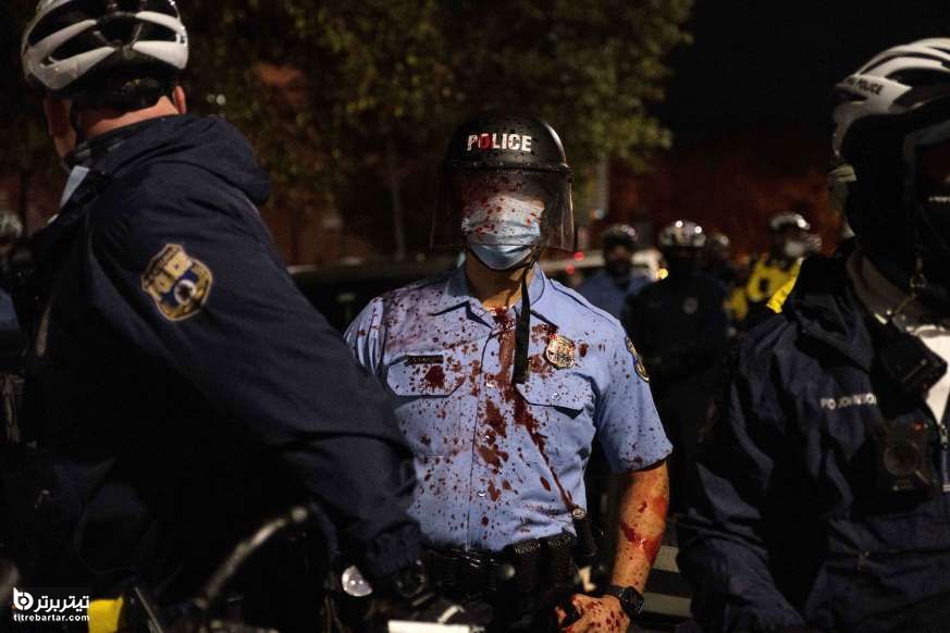  افسر پلیس ضد شورش در فیلادلفیا ، پنسیلوانیا