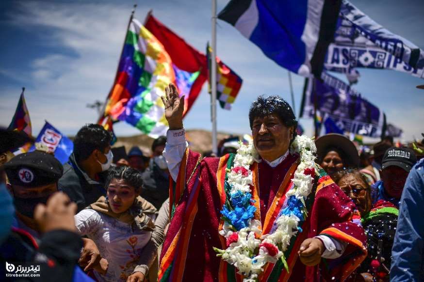 رئیس جمهور پیشین بولیوی ، اوو مورالس در میان حامیانش