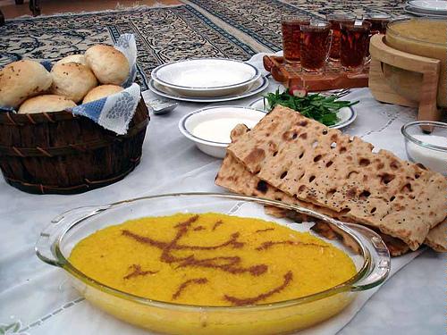 همه چیز در مورد سحری در ماه مبارک رمضان/چه غذاهایی بخوریم که طول روز تشنه نشویم