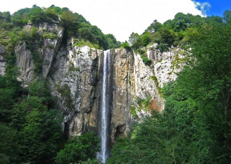 آبشار لاتون، بهشتی در سرزمین ایران
