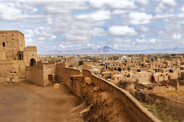 میبد شهر خشتی به قدمت تاریخ