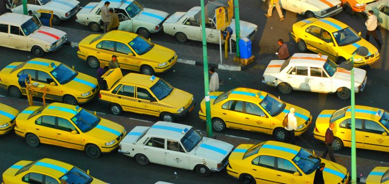 بازداشت راننده تاکسی که زنان محجبه را سوار نمی‌کرد