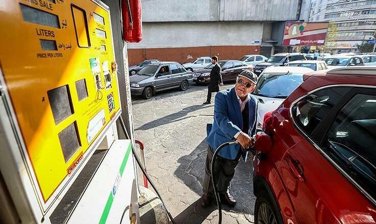 واکنش دولت و مجلس به اخبار و شایعه تغییر نرخ بنزین