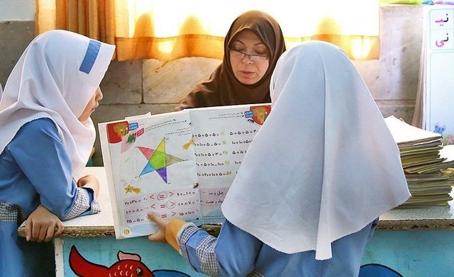 چرا معلمان مخالف اجرای طرح خدمات آموزشی هستند؟