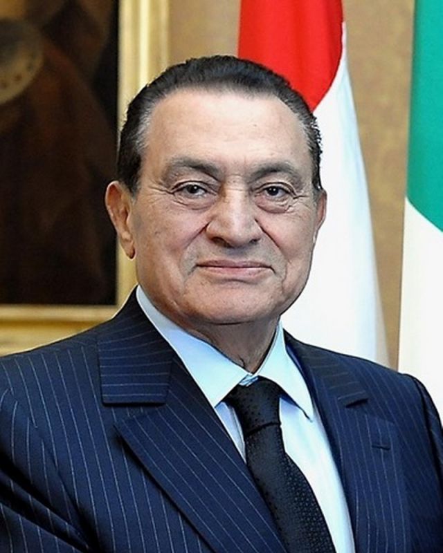 حسنی مبارک رئیس جمهور سابق مصر درگذشت