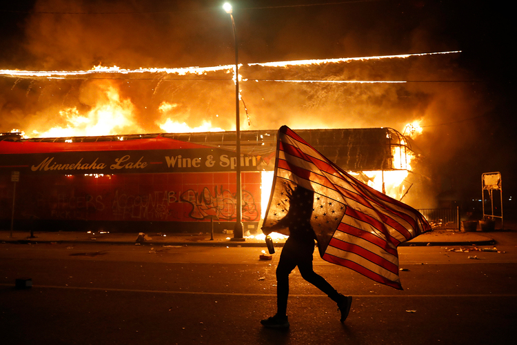 جزییاتی از اعتراضات نژادپرستانه در آمریکا
