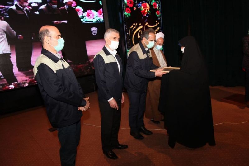 دکتر سلیمانی مدیرعامل صدر تامین در مراسم تجلیل از ایثارگران ذوب آهن اصفهان :