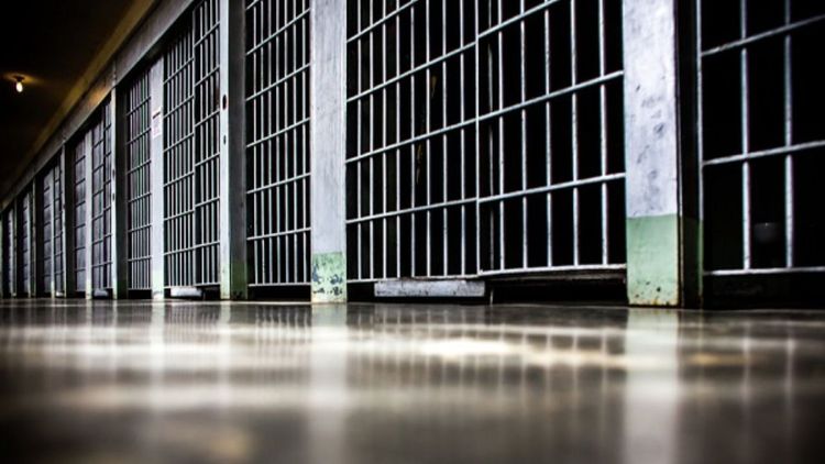 وضعیت وخیم کرونا در زندان زنان