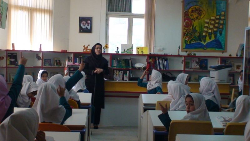 خبر خوش برای معلمان حق التدریسی/ صدور مجوز استخدام 25 هزار معلم