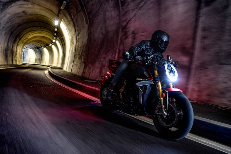 سریع ترین موتورسیکلت های جهان در سال 2021