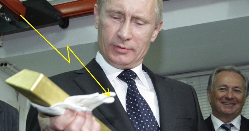 تاثیر حمله نظامی روسیه و اوکراین بر قیمت طلا و دلار/ پوتین بازارهای جهانی را ملتهب کرد!