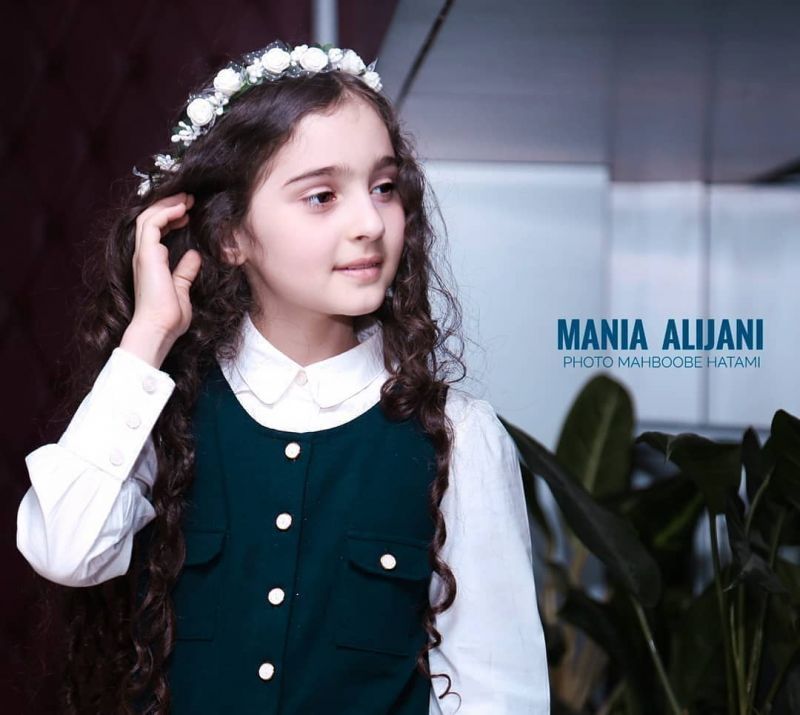 مانیا علیجانی بازیگر خردسال در سریال میدان سرخ کیست؟