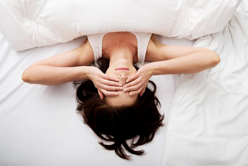 چگونه قبل از خواب از پوست خود مراقبت کنید؟