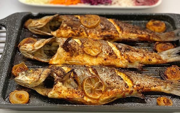 پنج دستور پخت ماهی قزل آلا برای مهمانی